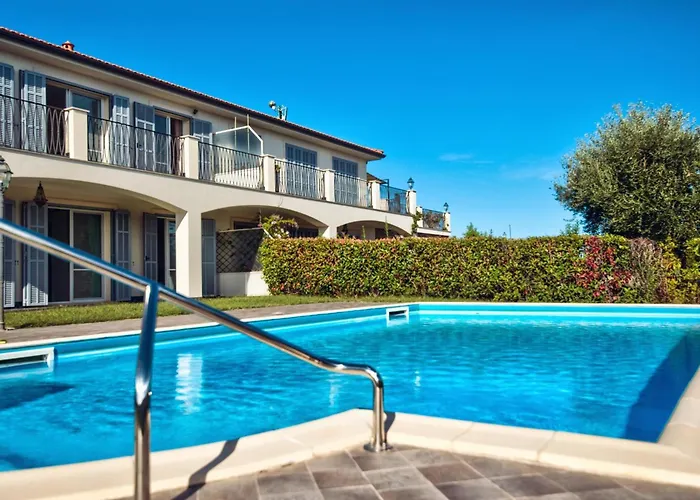Villa Lucia Riviera Dei Fiori Pool - Happy Rentals